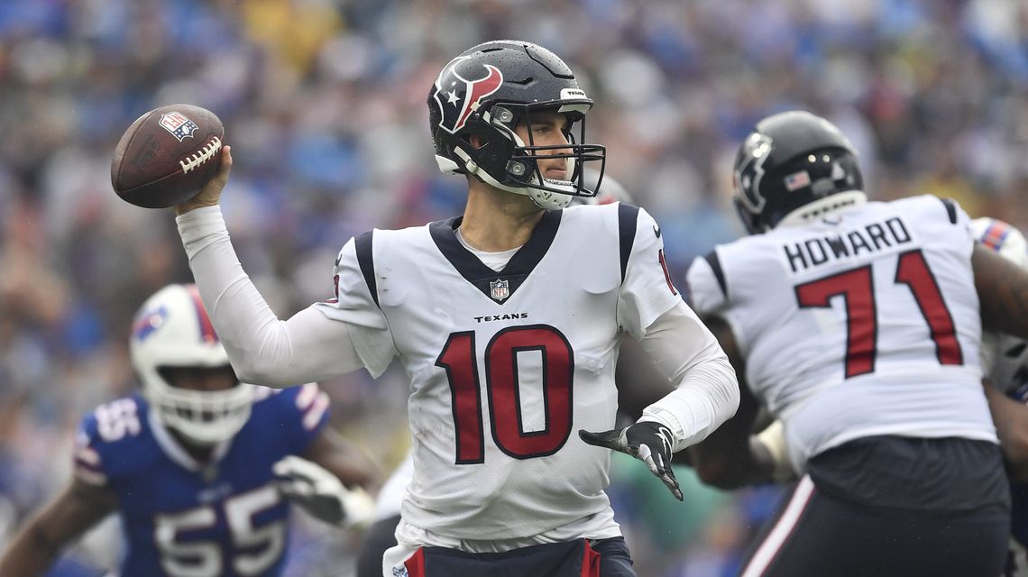 Houston’s Mills faces Patriots team tough on rookie QBs
