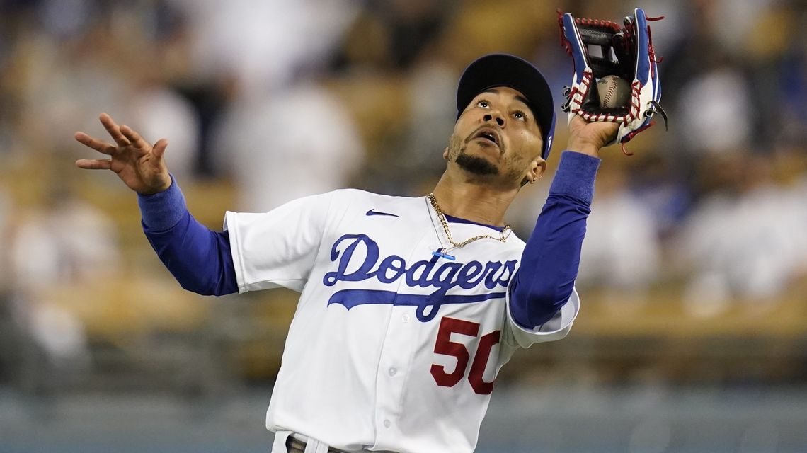 Betts leads MLB in jersey sales, 4 Dodgers in top 10