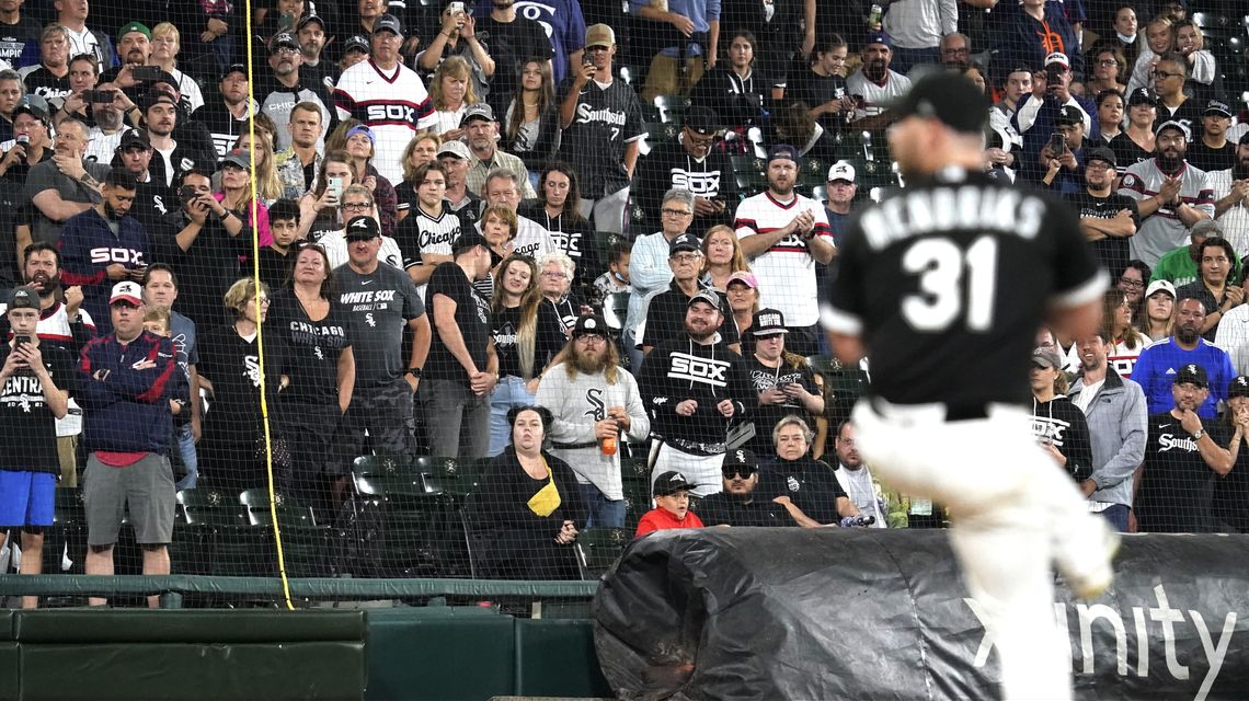 Second no more? Playoffs give White Sox chance to build base