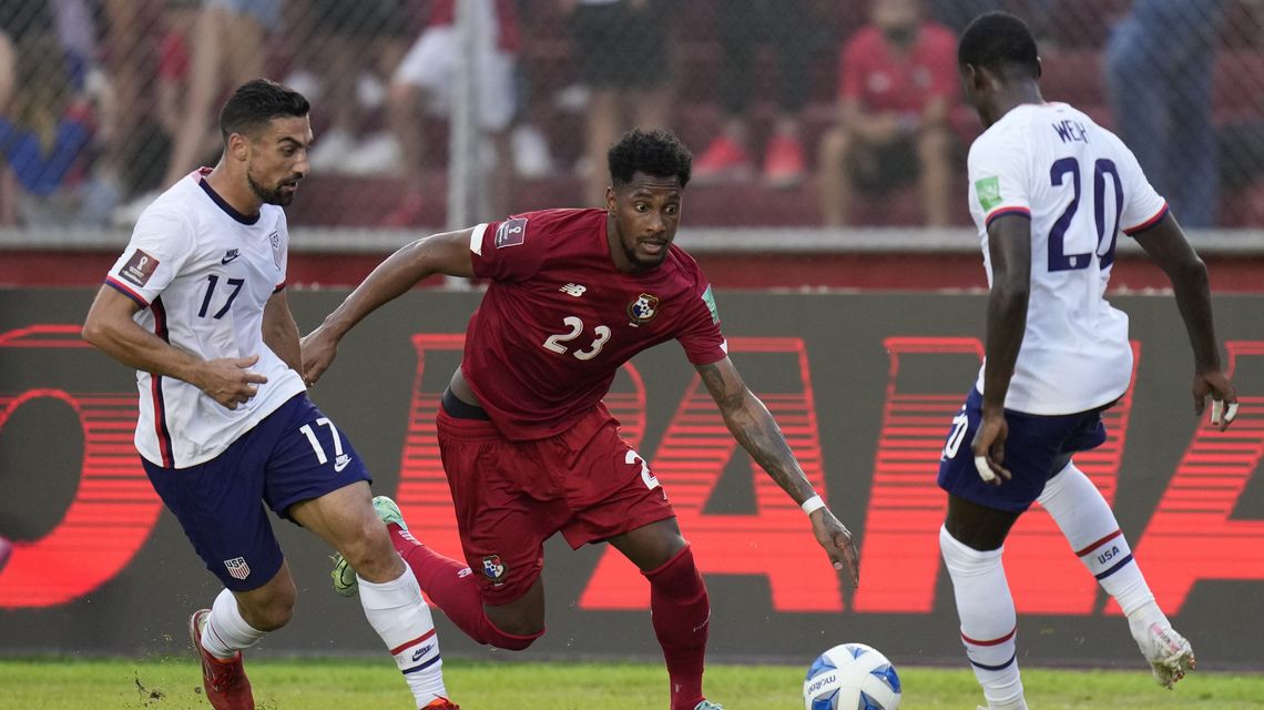 Weah, Dest spark US to 2-1 win over Costa Rica in qualifier