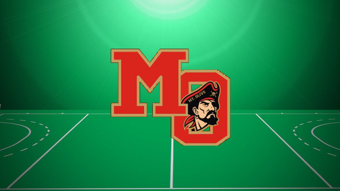 Mount Olive Marauders defeat the Mendham Minutemen field hockey