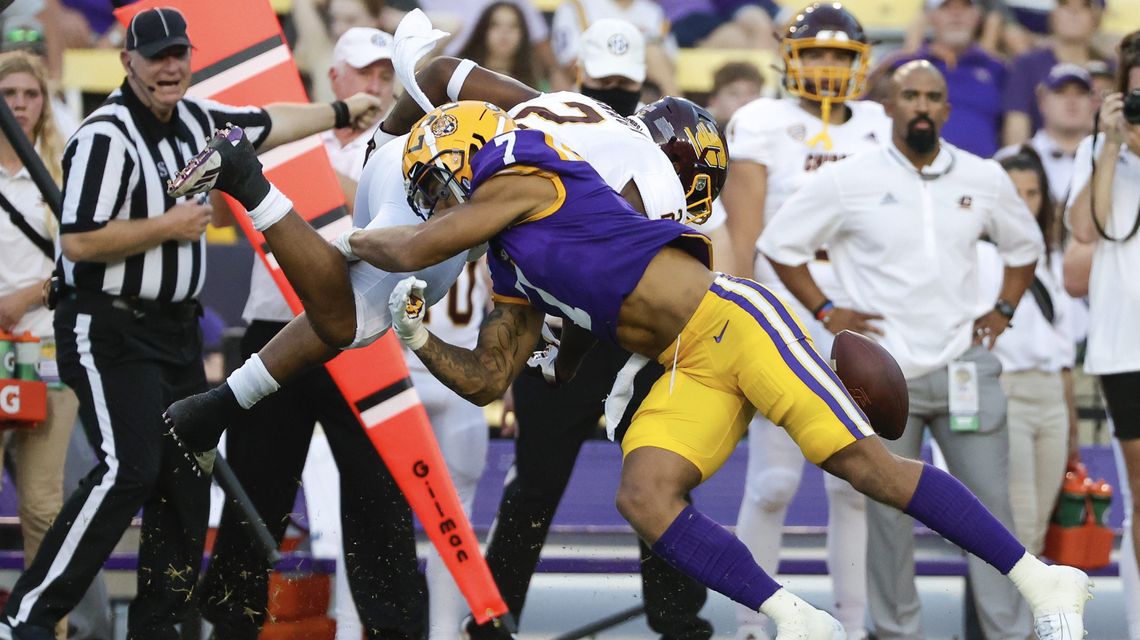 LSU top CB Stingley out indefinitely after foot procedure