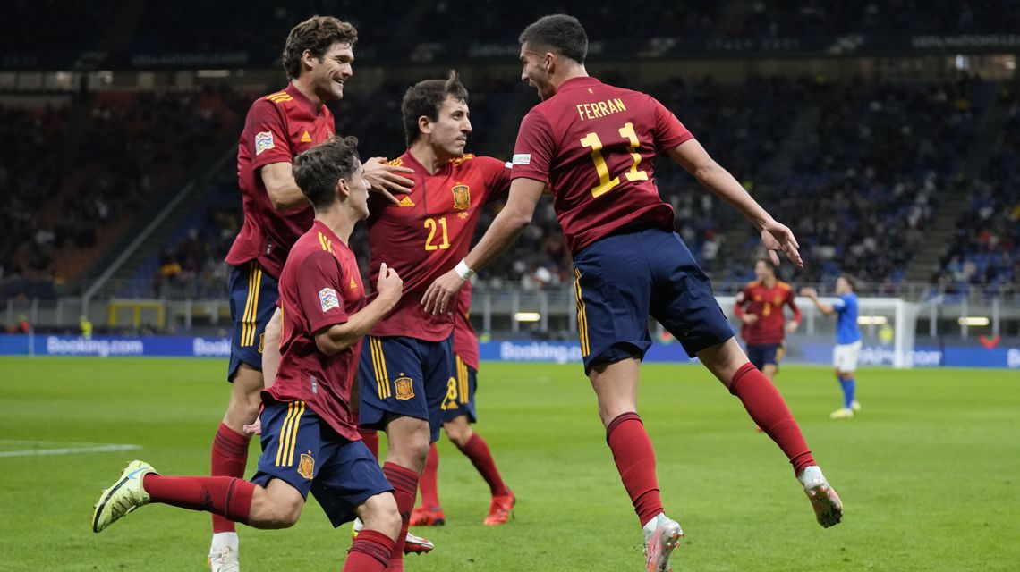 Italy’s record run ended by 2-1 Nations League loss to Spain