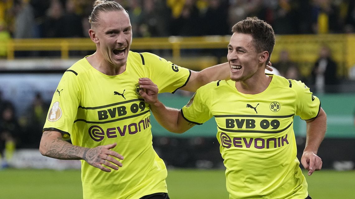 Hazard scores 2, leads Dortmund into 3rd round of German Cup