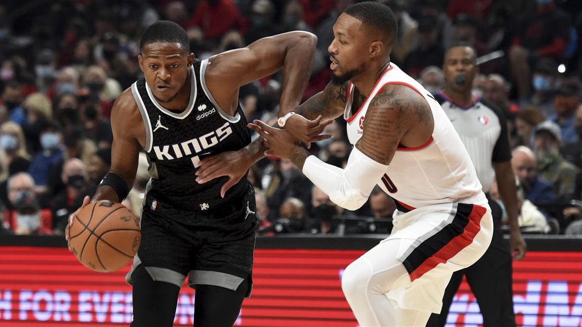 Barnes has 36 and the Kings spoil Portland’s opener 124-121