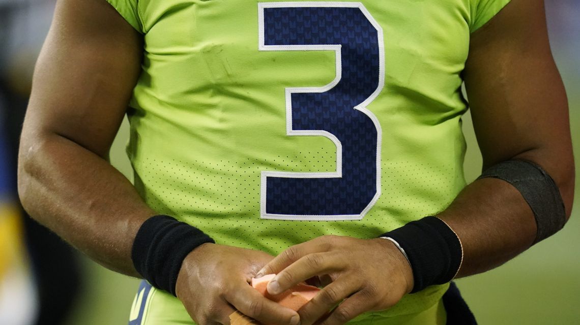 Seattle’s Russell Wilson seeing specialist for finger injury