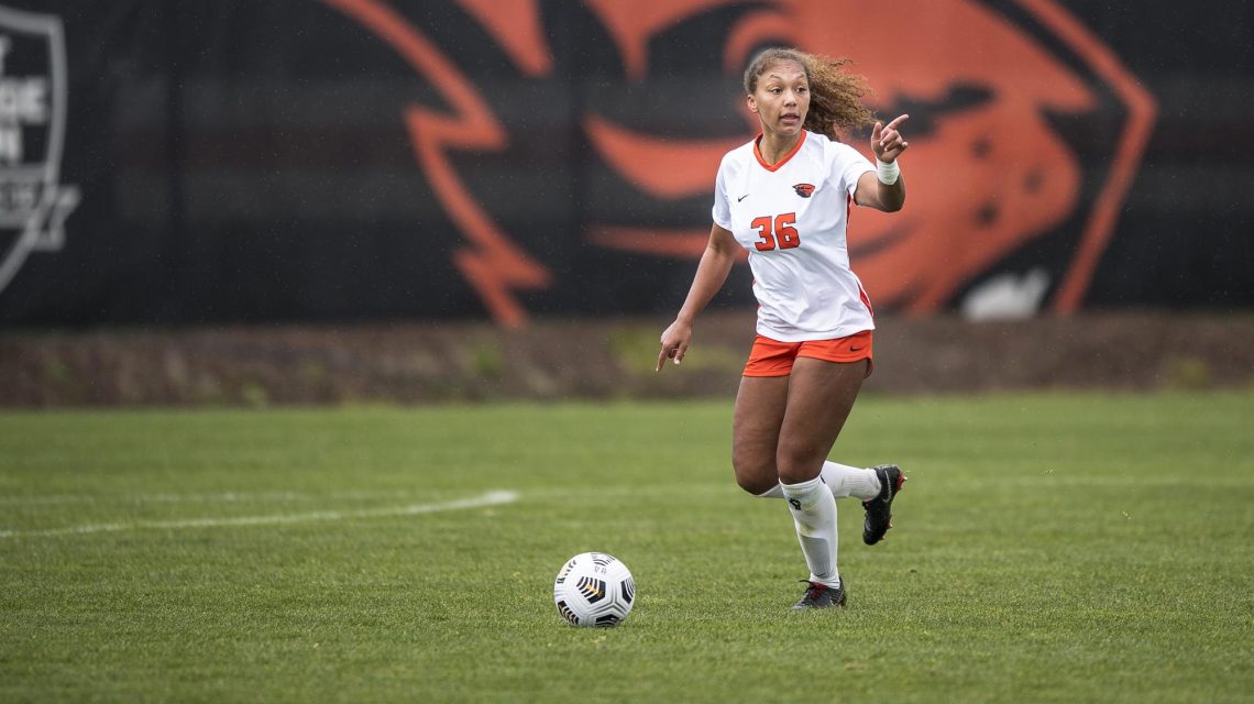 Oregon State defender, activist Madison Ellsworth juggles soccer, side hobbies and new NIL deals