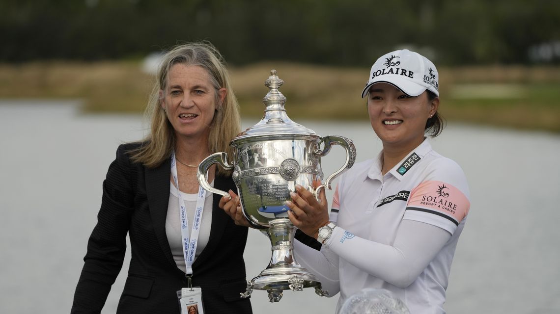 Jin Young Ko delivers big finish to win LPGA player of year