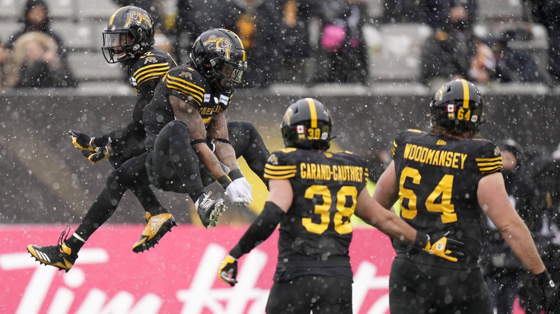 Tiger-Cats beat Alouettes 23-12 in snowy CFL East semifinal