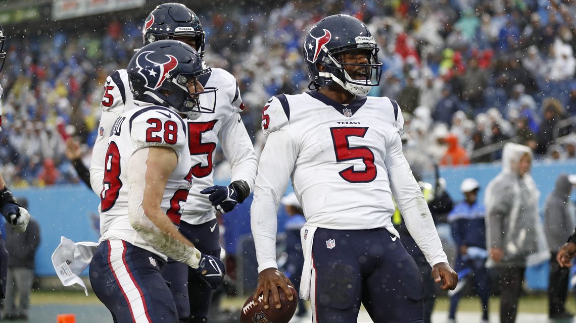 Taylor, Texans look to build on upset of Tennessee this week