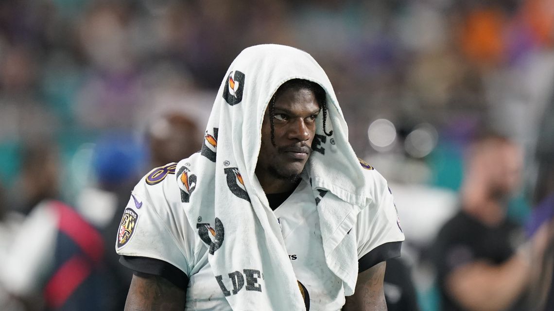 Ravens’ Jackson inactive against Bears because of illness