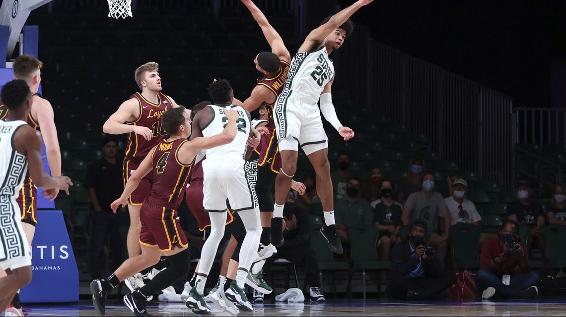Norris to the rescue as Loyola Chicago tops Valpo in 2OT