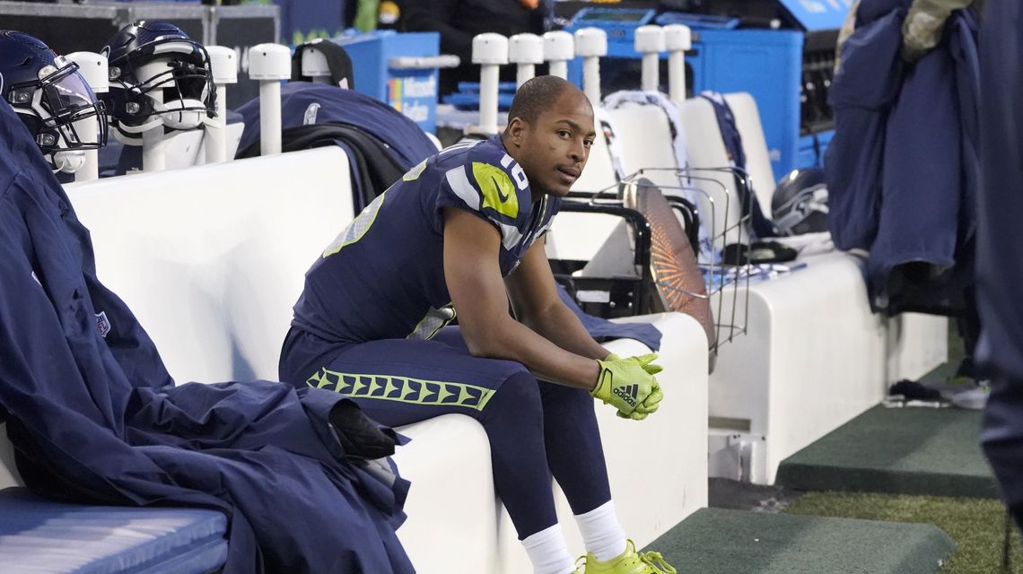 Frustration growing after Seahawks falter against Cardinals
