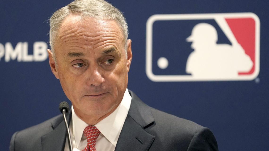 MLB, union move tender deadline amid lockout uncertainty