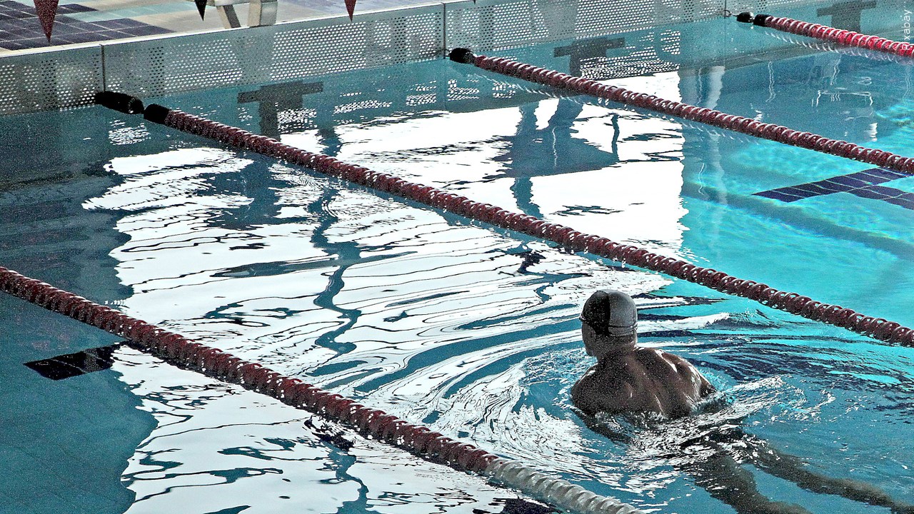 Fabian Loewe continues to swim his way to stardom