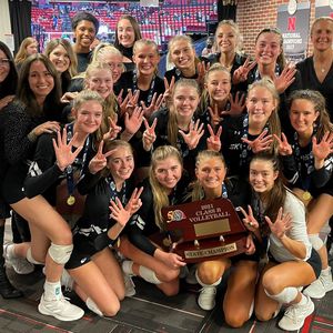 Omaha Skutt volleyball sets record with 7th straight state title