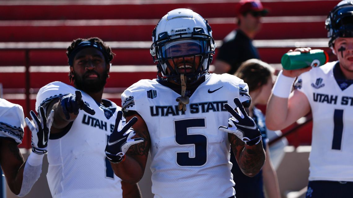 Utah State Aggies roped up by the Cowboys