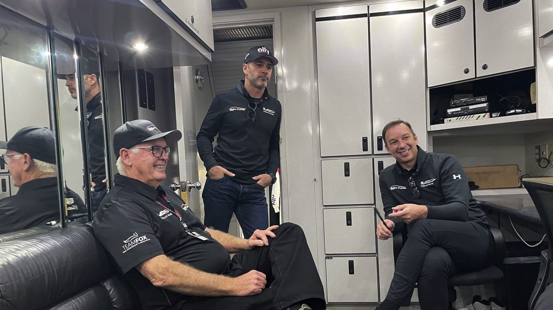 Knaus thriving in management role at Hendrick Motorsports