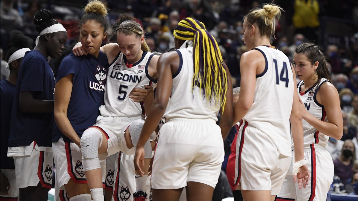 UConn’s Bueckers suffered fracture, may miss up to 2 months