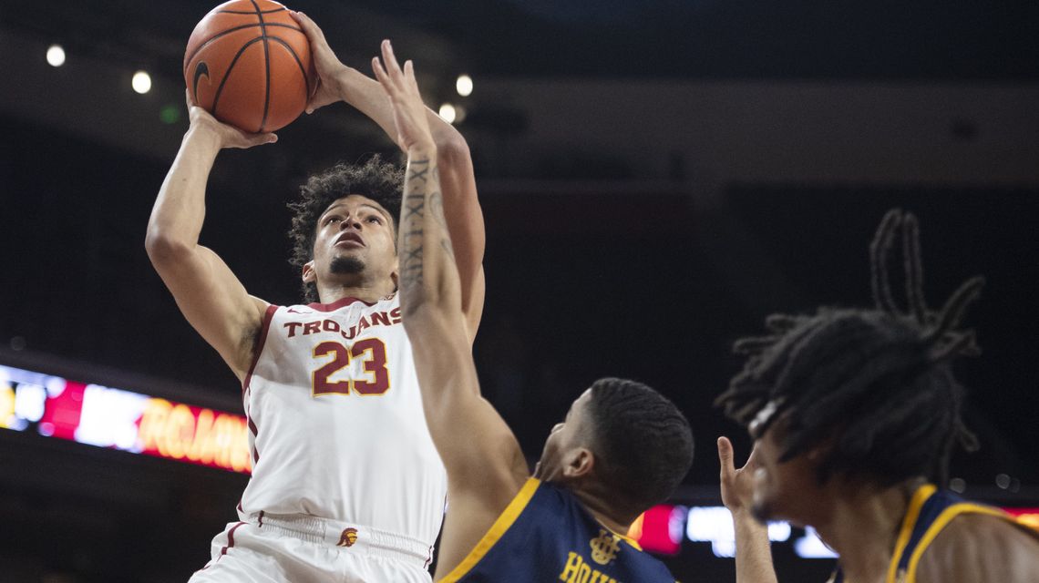 Goodwin, No. 10 USC rally in 2nd half to beat UC Irvine