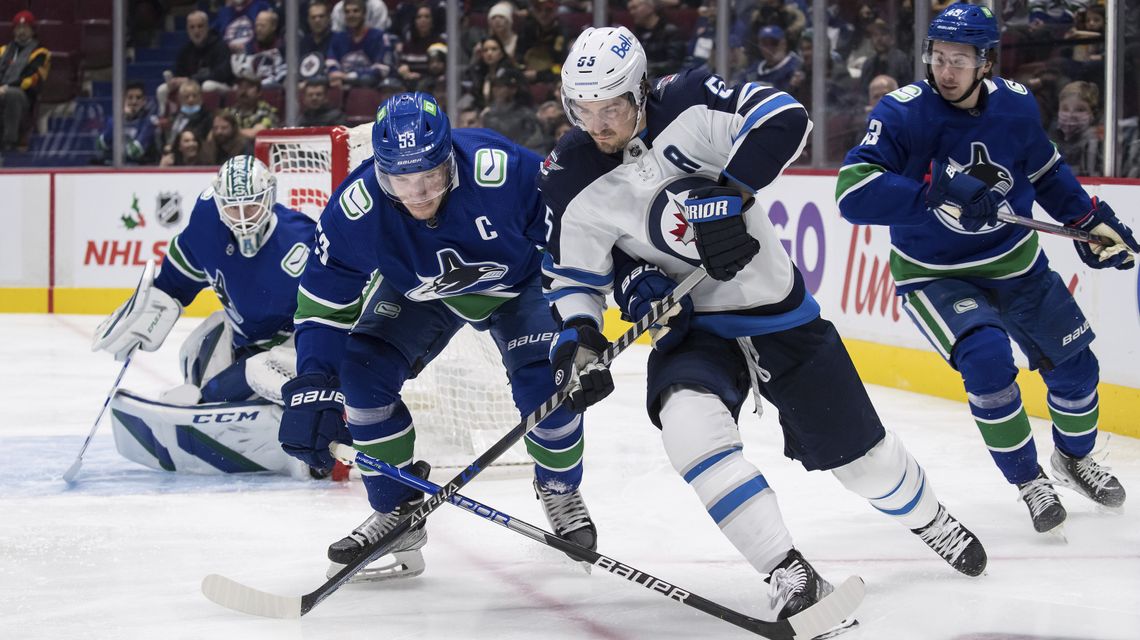 Pettersson’s lone shootout goal puts Canucks over Jets 4-3