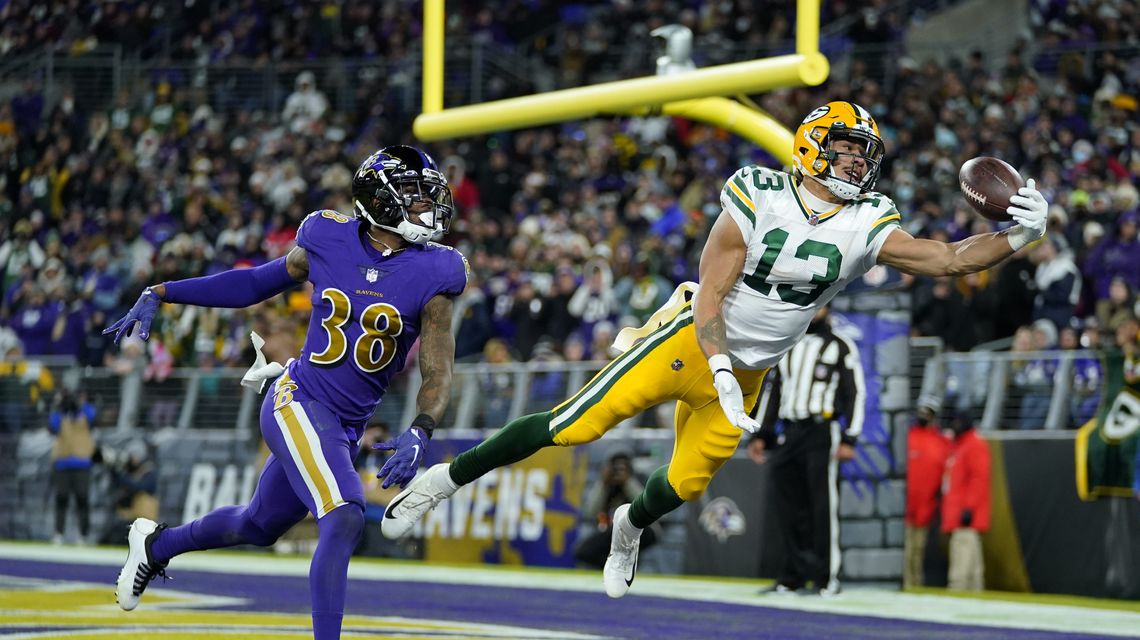 Packers become 1st team into playoffs, win NFC North