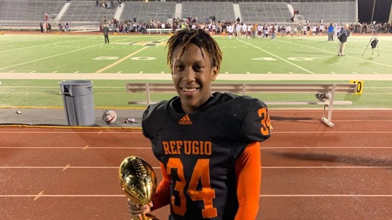 Refugio freshman Kelan Brown takes Texas high school football by storm