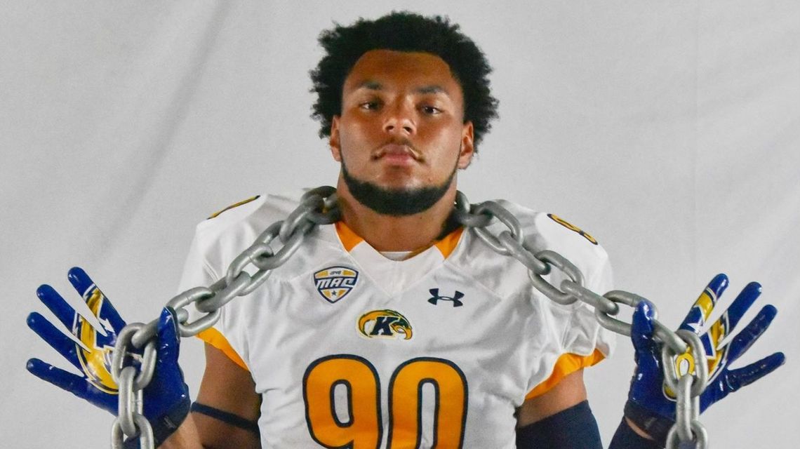 John Handley all-state DL Stephen Daley signs with Kent State