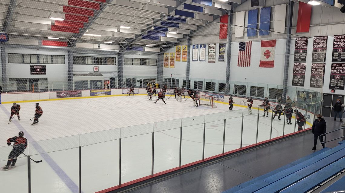 Utica-Ford Unified hockey off to a hot start