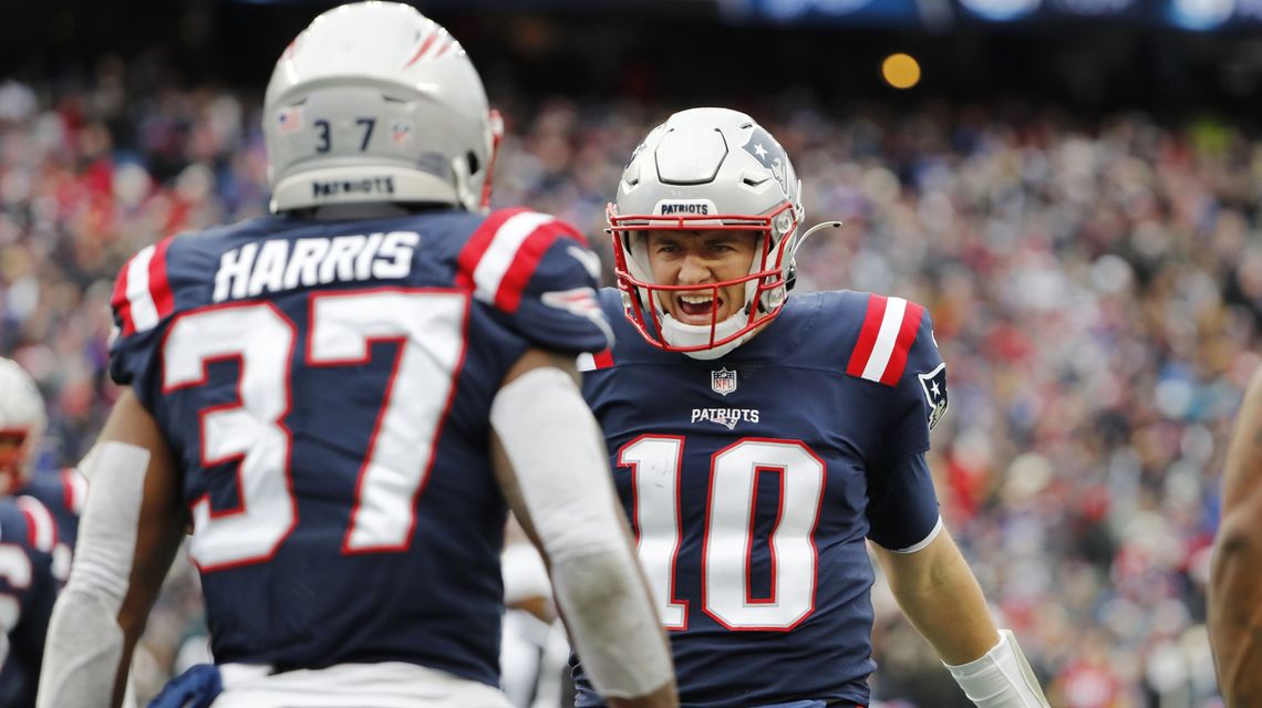 Patriots look to clinch playoff berth vs. struggling Jags