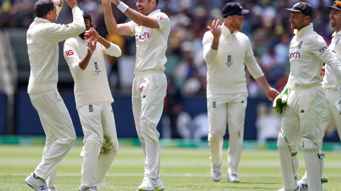 Ashes series in the balance after virus scare in Melbourne