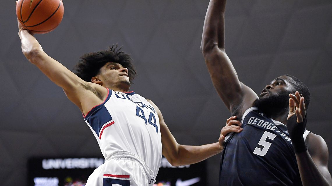 Sanogo leads No. 20 UConn to 96-73 win over Georgetown
