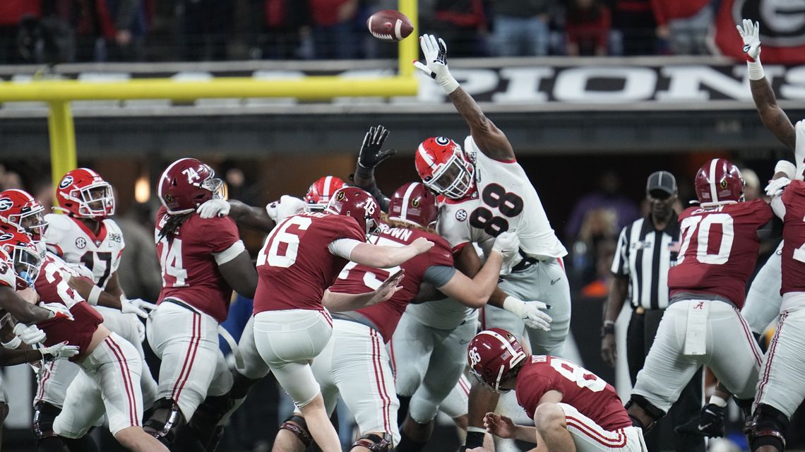 Notebook: Alabama struggled to turn red zone trips into TDs