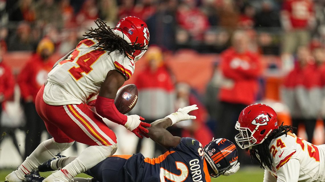 Bolton’s fumble return sparks Chiefs’ 28-24 win over Broncos
