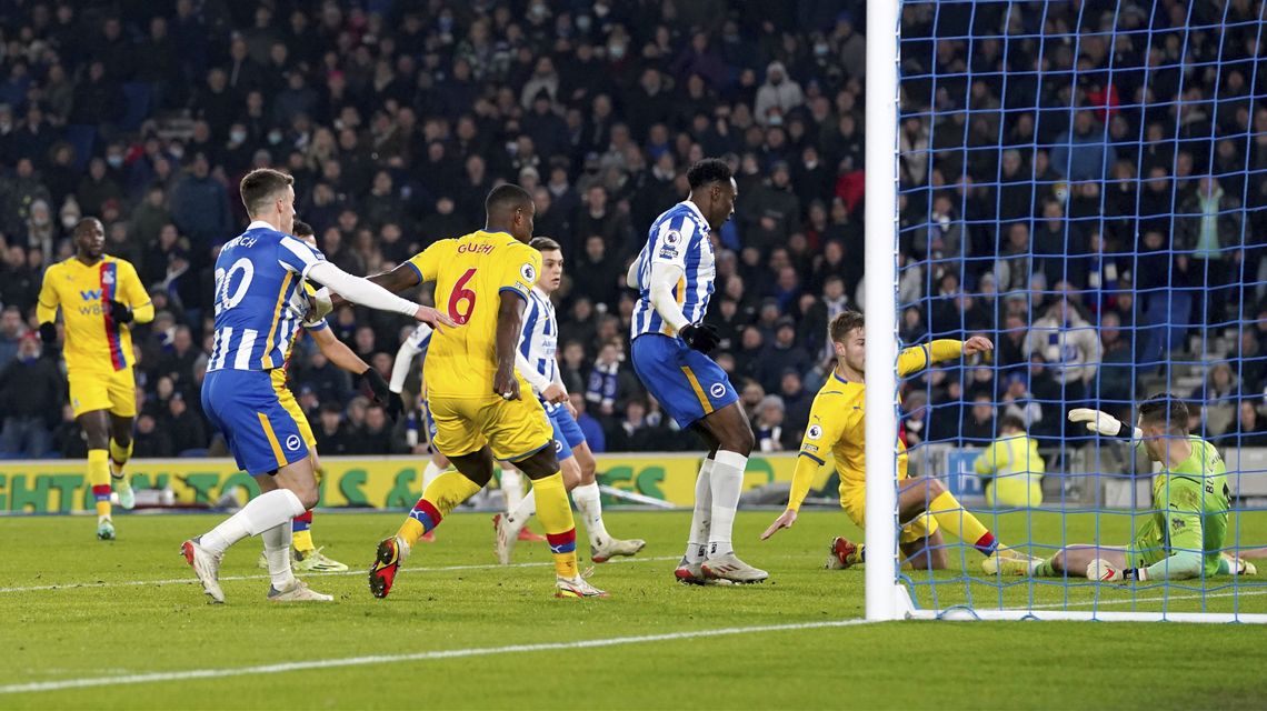 Late own goal helps Brighton to draw with Crystal Palace 1-1