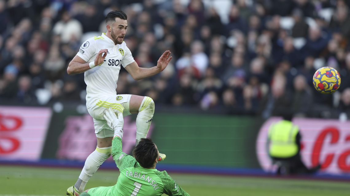 Harrison’s hat trick gives Leeds 3-2 win at West Ham in EPL