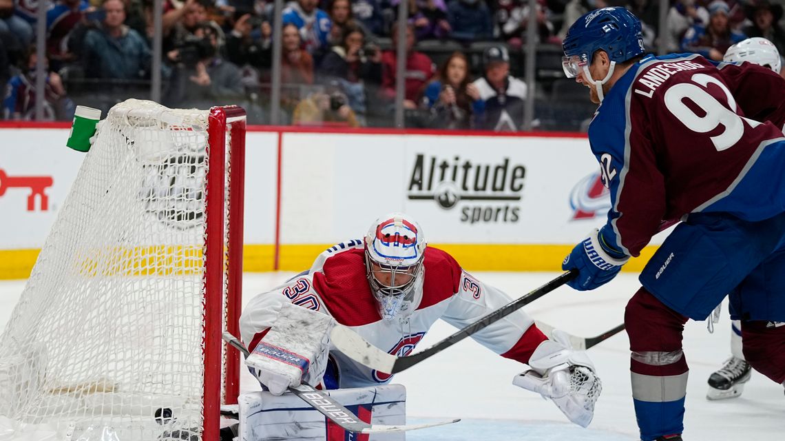 Avalanche top Canadiens 3-2 in OT for 15th straight home win