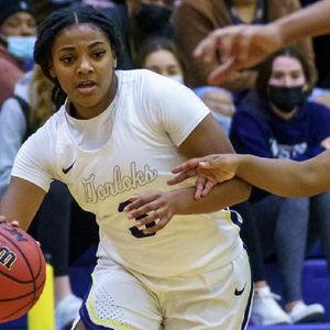 Webster WBB team stays undefeated, now 8-0 on the season