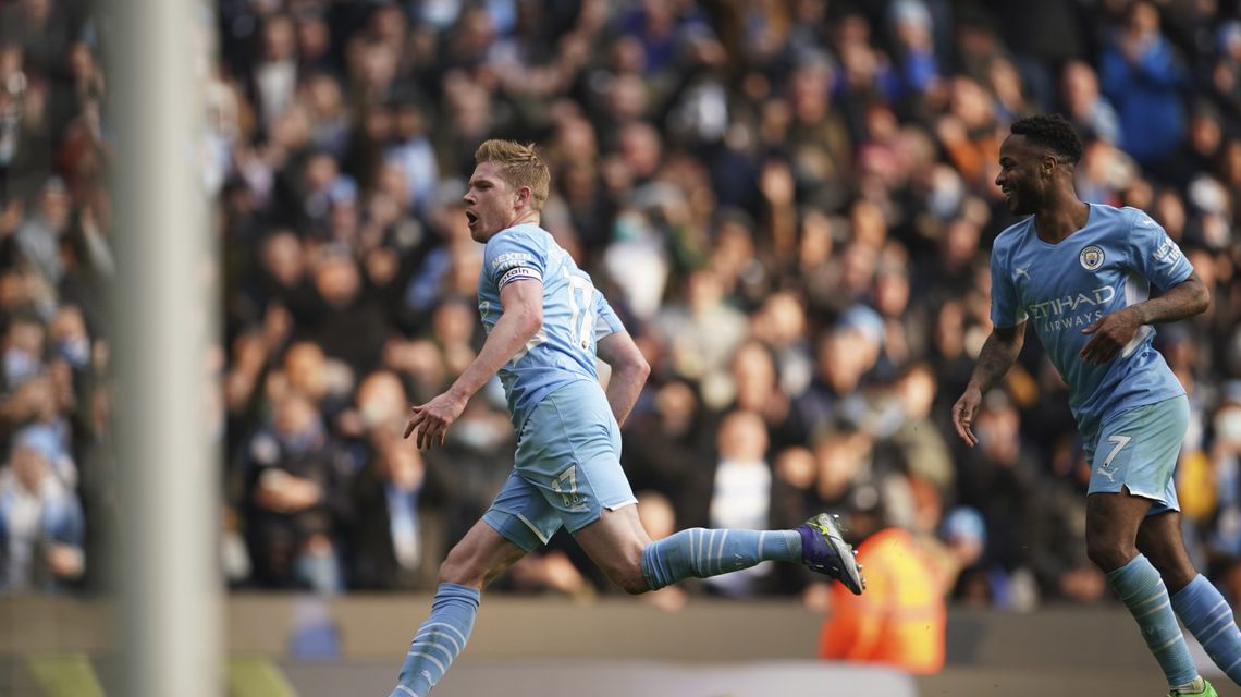 De Bruyne brilliance lifts Man City 13 points clear in EPL
