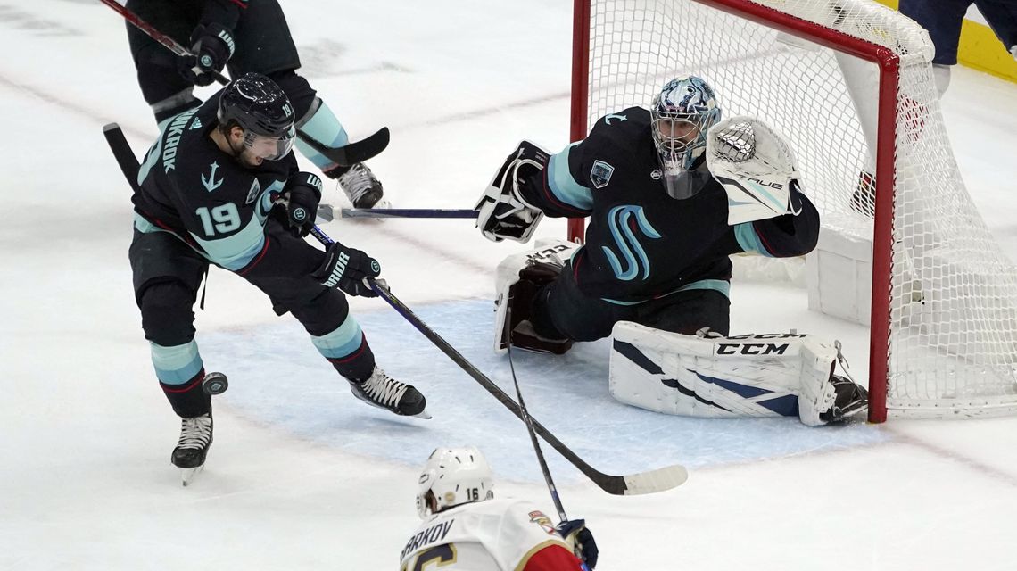 Appleton, Grubauer lead Kraken to 5-3 win over Panthers