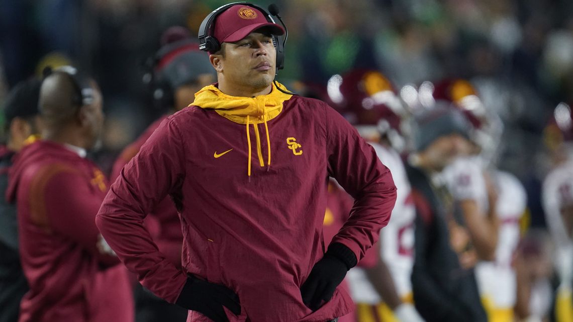 Lincoln Riley names his full USC coaching staff