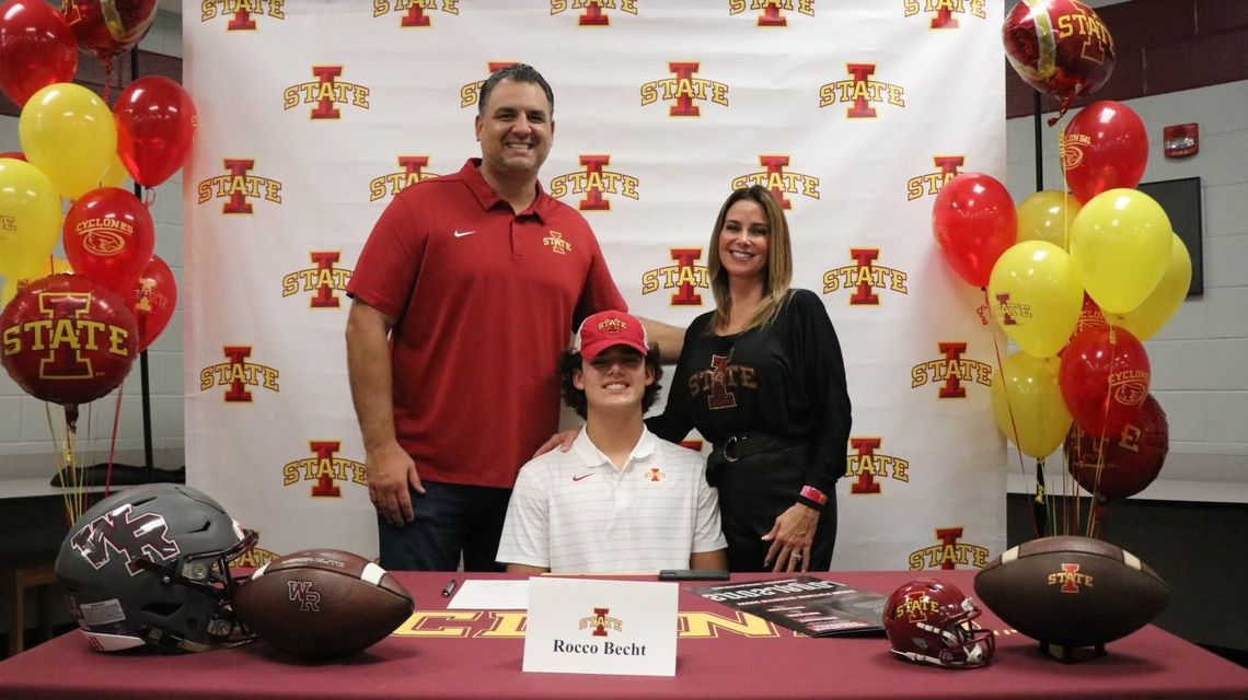 Rocco Becht will continue his football career at Iowa State