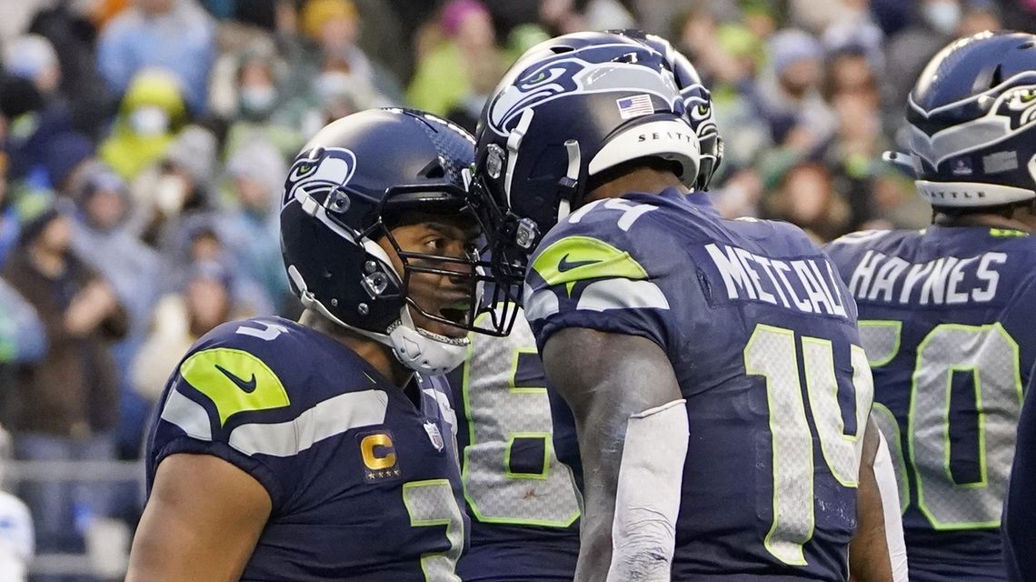 Penny, Metcalf lead Seahawks to 51-29 blowout of Lions