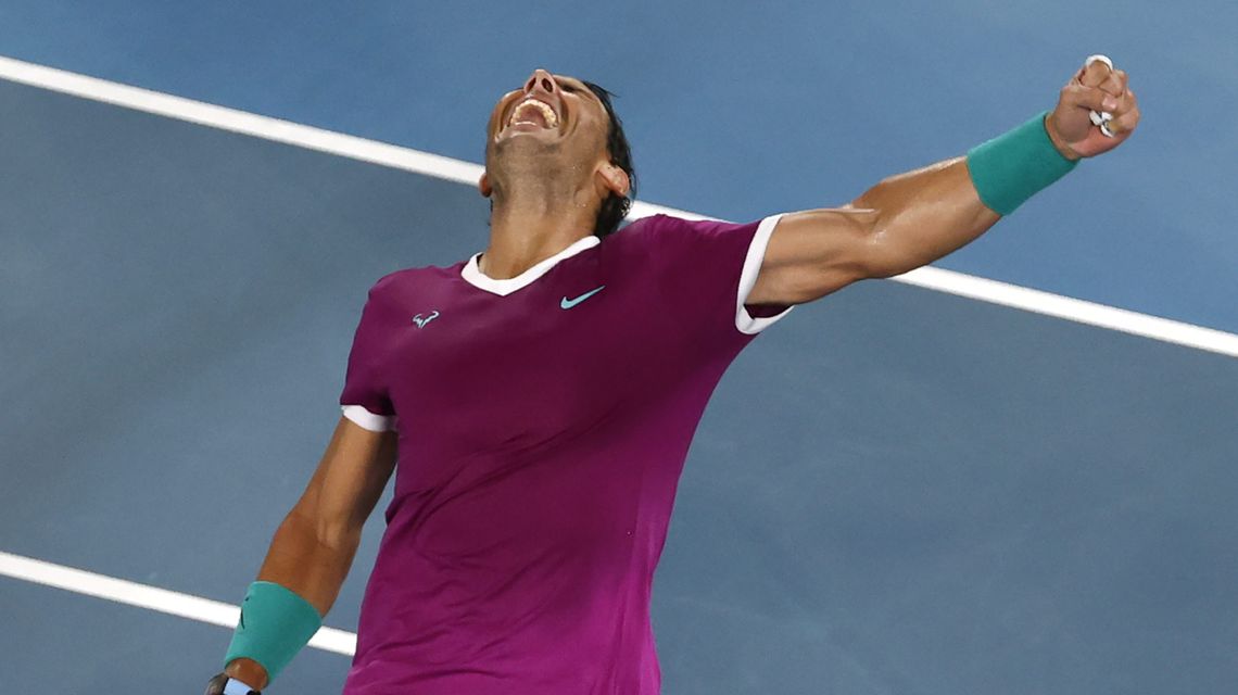 21 or 2/2? Nadal, Medvedev chase history at Australian Open