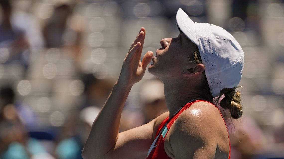Halep into Week 2 at Australian Open for 5th straight year