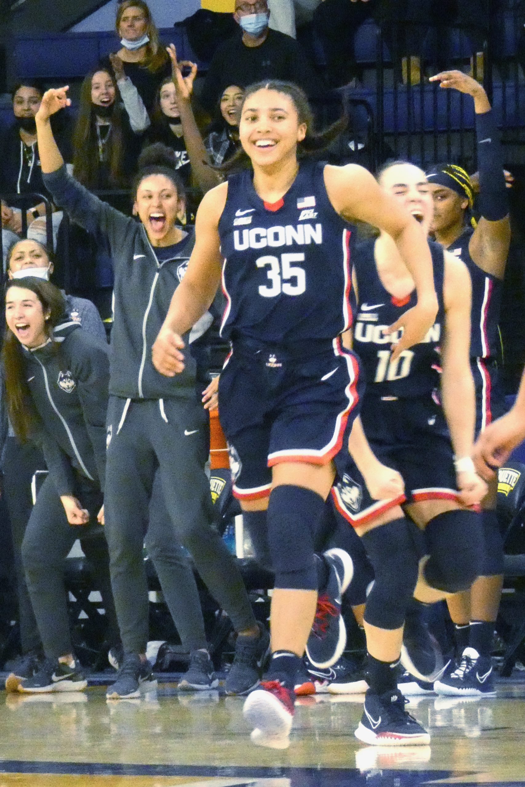 UConn Basketball’s Azzi Fudd Finding Footing As Freshman - BVM Sports