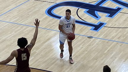 Lasell’s Kevin Vanderhorst battles through off-court adversity to reach 1,000 career points