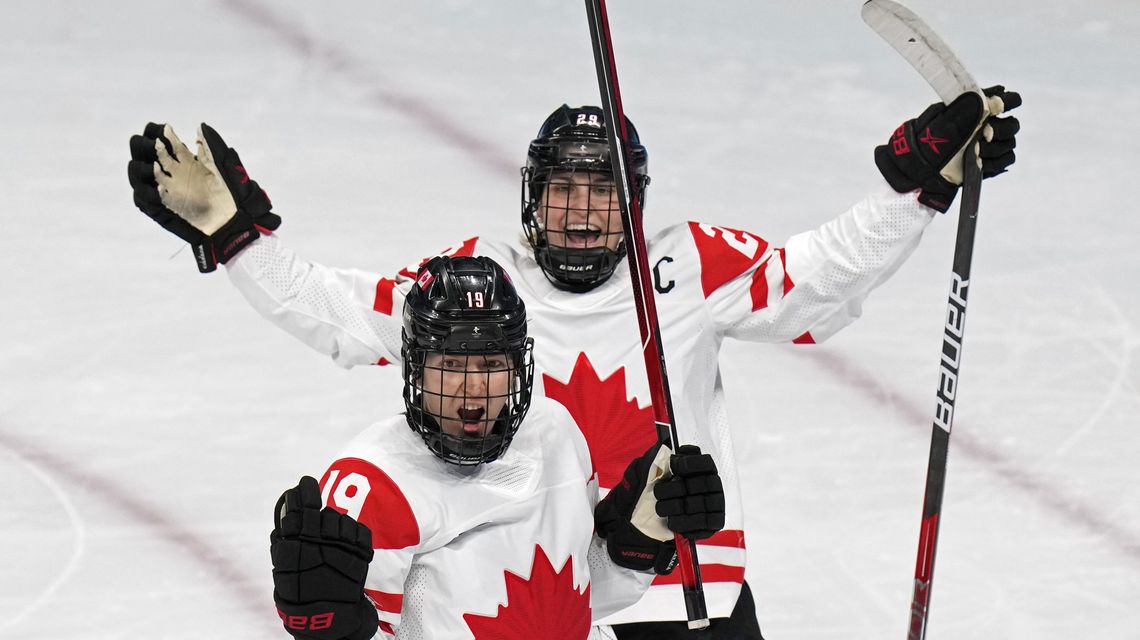 Canada surges to 4-2 win over US in Olympic women’s hockey