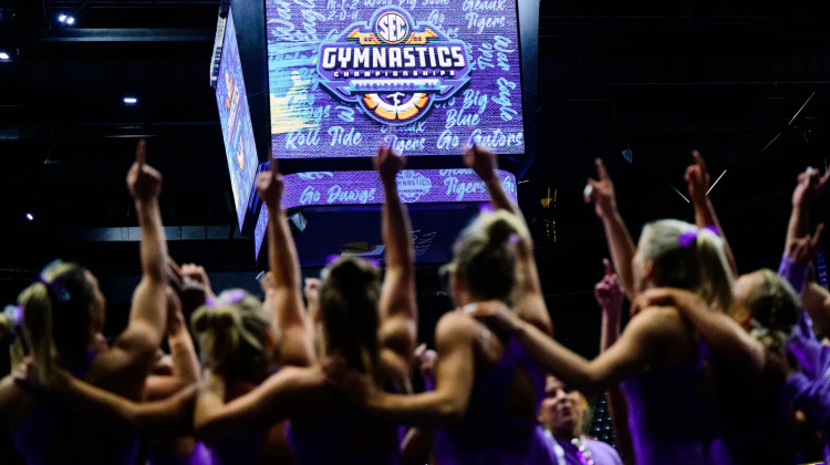 LSU women’s gymnastics team continues to persevere in 2022
