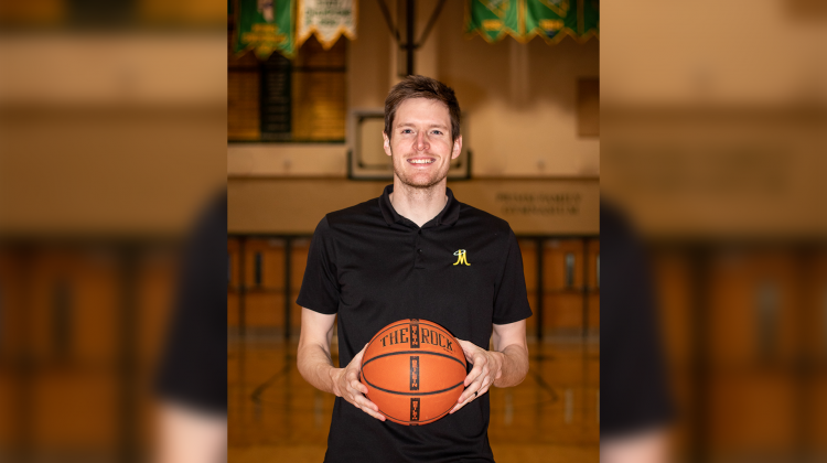 Luke Babbitt named head boys basketball coach at Bishop Manogue